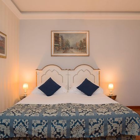 Sotto La Cupola Bed & Breakfast Рим Екстериор снимка