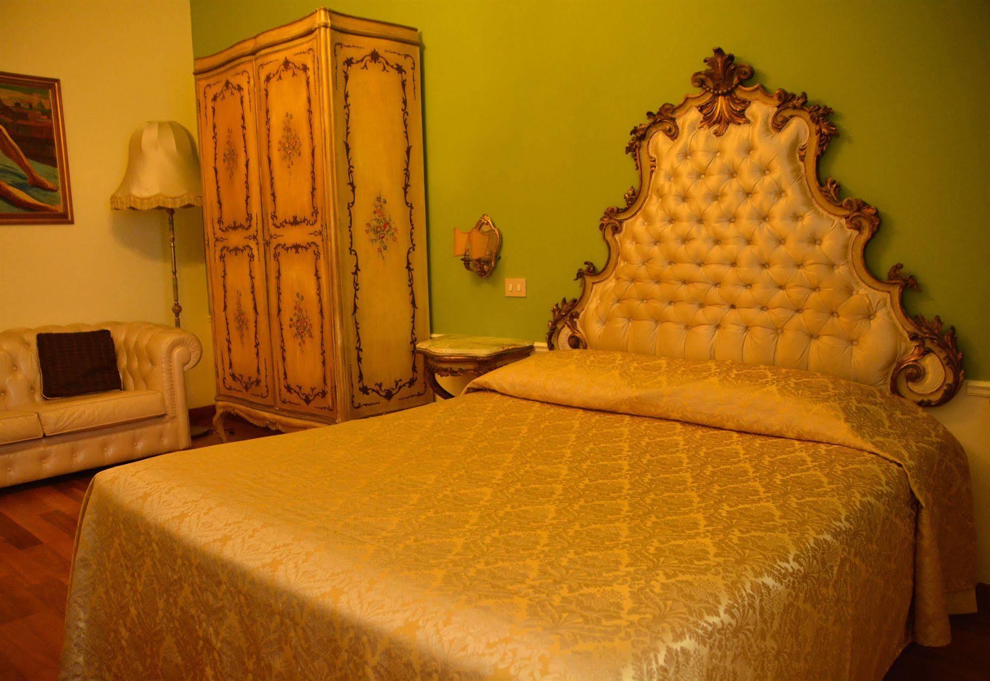 Sotto La Cupola Bed & Breakfast Рим Екстериор снимка